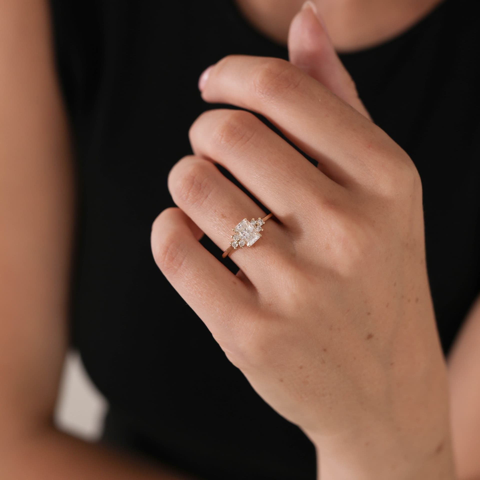 Grace-7x5mm-Radiant-YG-PDP-127.jpg